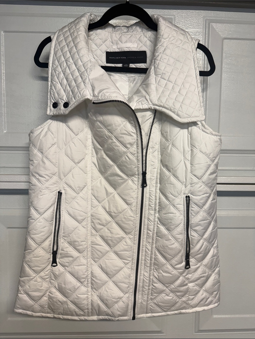 Marc New York White Quilted Stand-Collar Vest